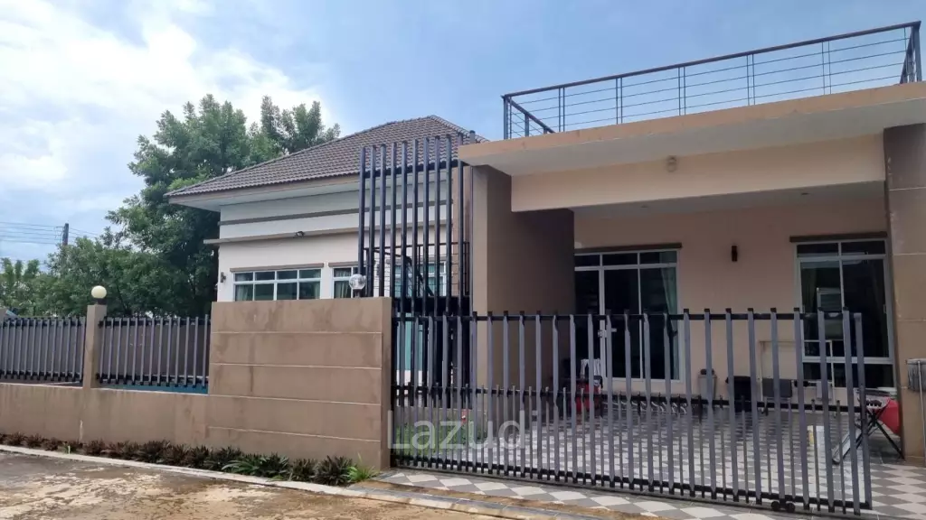 THE GRANDIO HUA HIN : Modern pool villa with rooftop terrace