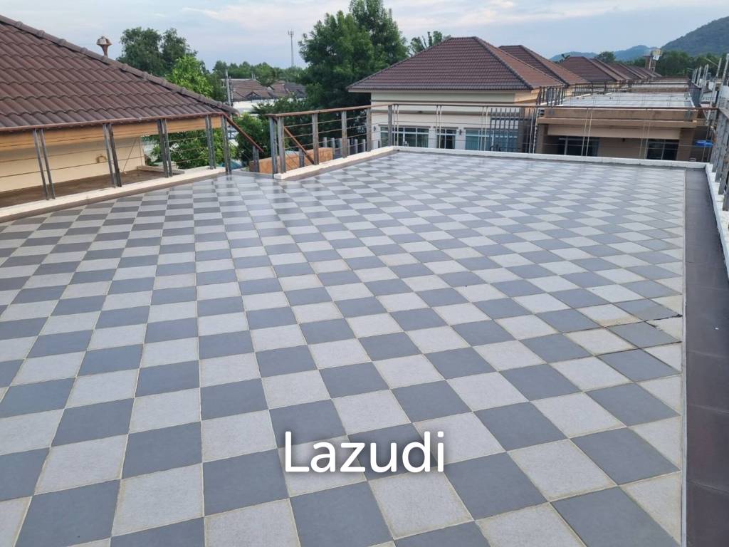 THE GRANDIO HUA HIN : Modern pool villa with rooftop terrace