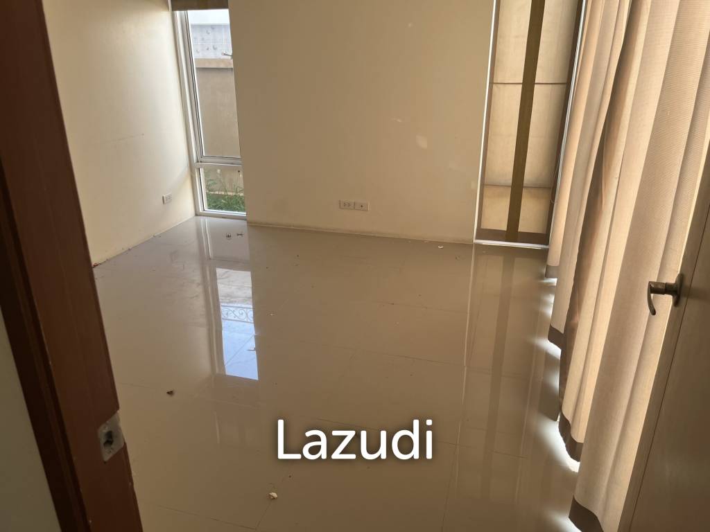 THE GRANDIO HUA HIN : Modern pool villa with rooftop terrace