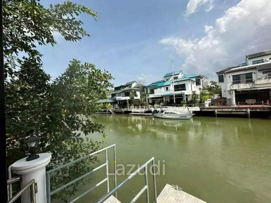 4 Bedroom 5 Bathroom 520 SQ.M. Jomtien Yacht Club 3