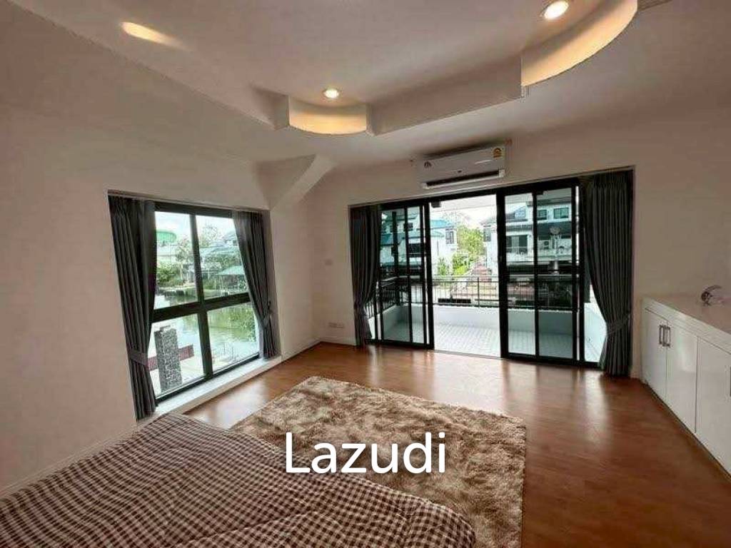 4 Bedroom 5 Bathroom 520 SQ.M. Jomtien Yacht Club 3