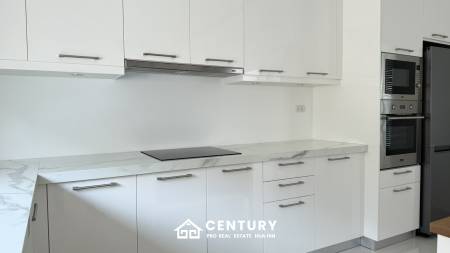 Villa Moderne avec Piscine à Vendre