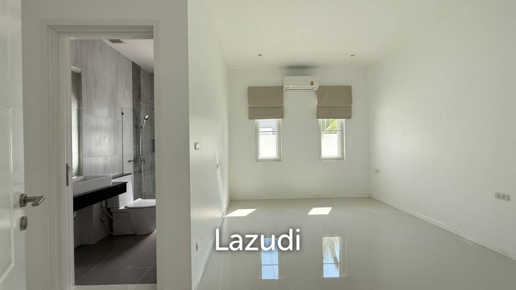 LUXURY MODERN POOL VILLA