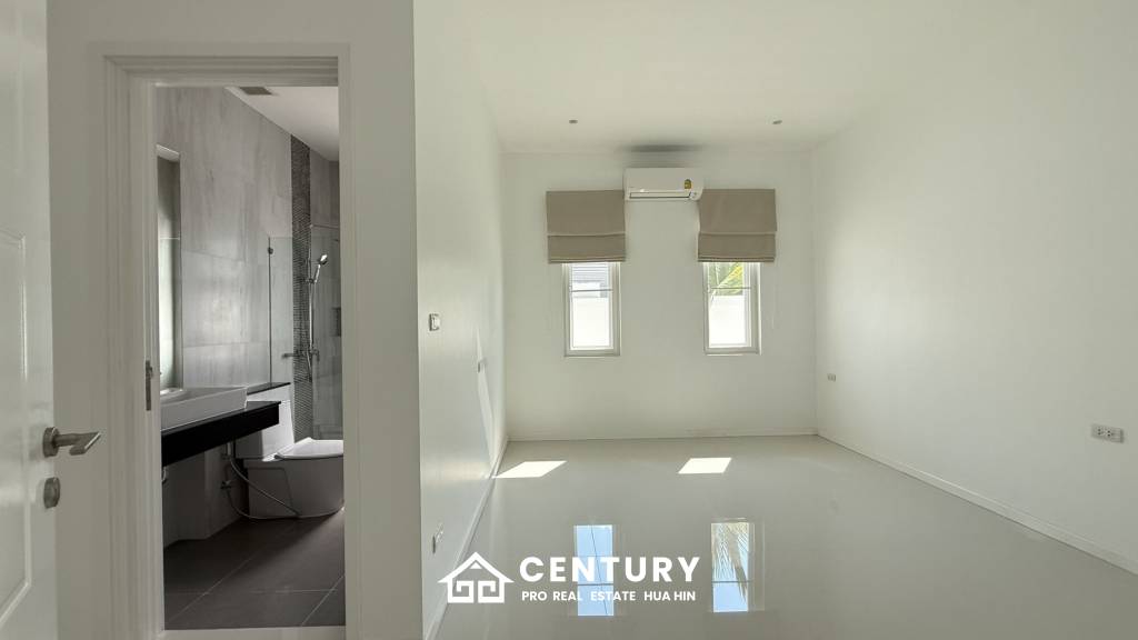 Villa Moderne avec Piscine à Vendre