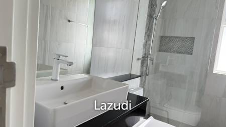 LUXURY MODERN POOL VILLA