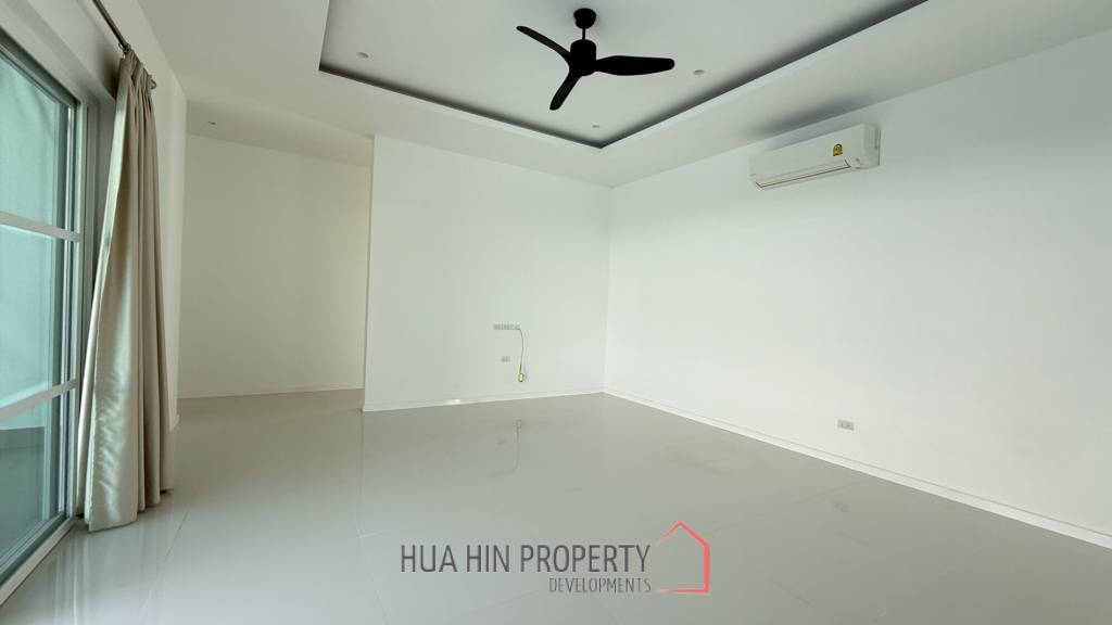 LUXURY MODERN POOL VILLA