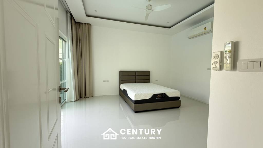 Villa Moderne avec Piscine à Vendre