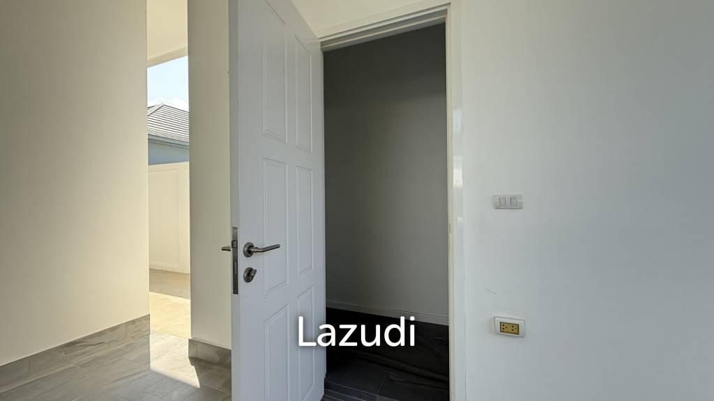 LUXURY MODERN POOL VILLA