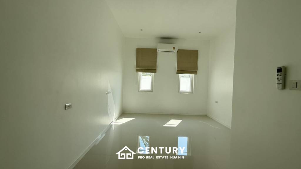 Villa Moderne avec Piscine à Vendre