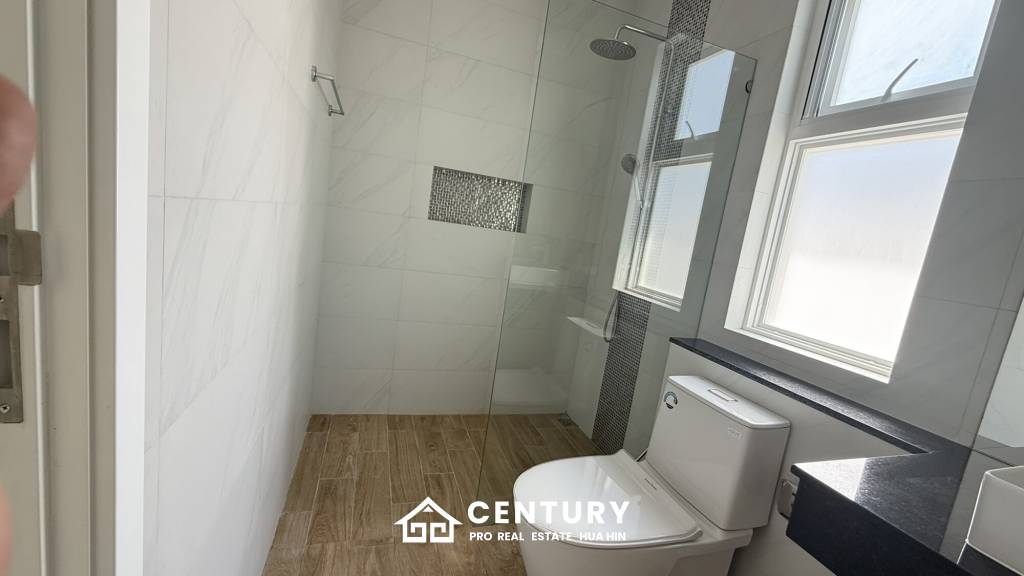 Villa Moderne avec Piscine à Vendre