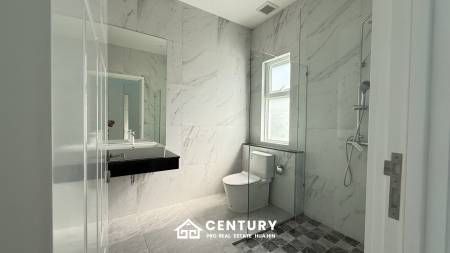 Villa Moderne avec Piscine à Vendre