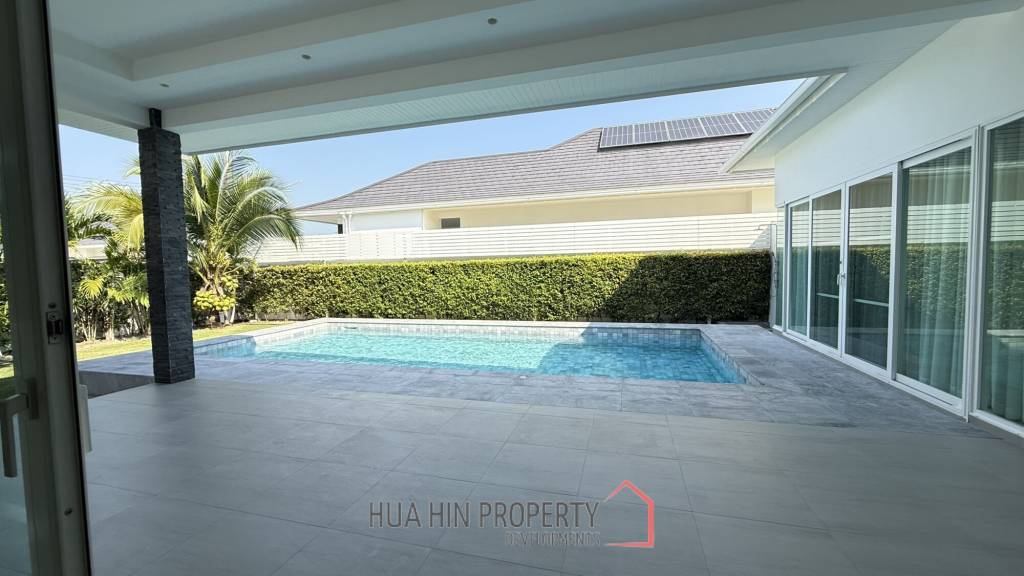 LUXURY MODERN POOL VILLA