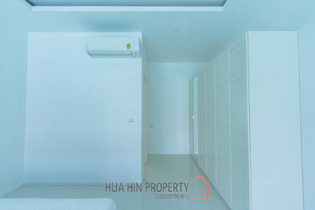 LUXURY MODERN POOL VILLA