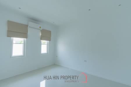 LUXURY MODERN POOL VILLA