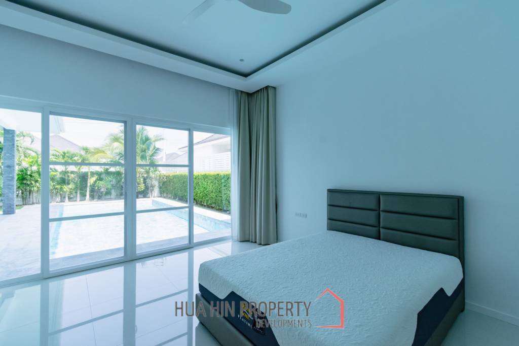 LUXURY MODERN POOL VILLA