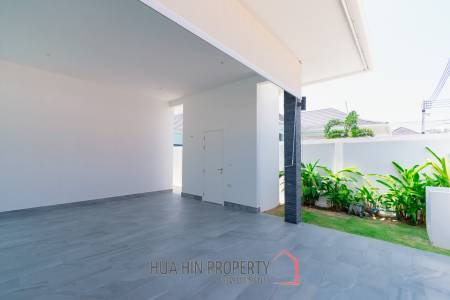 LUXURY MODERN POOL VILLA