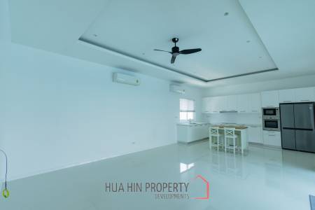 LUXURY MODERN POOL VILLA