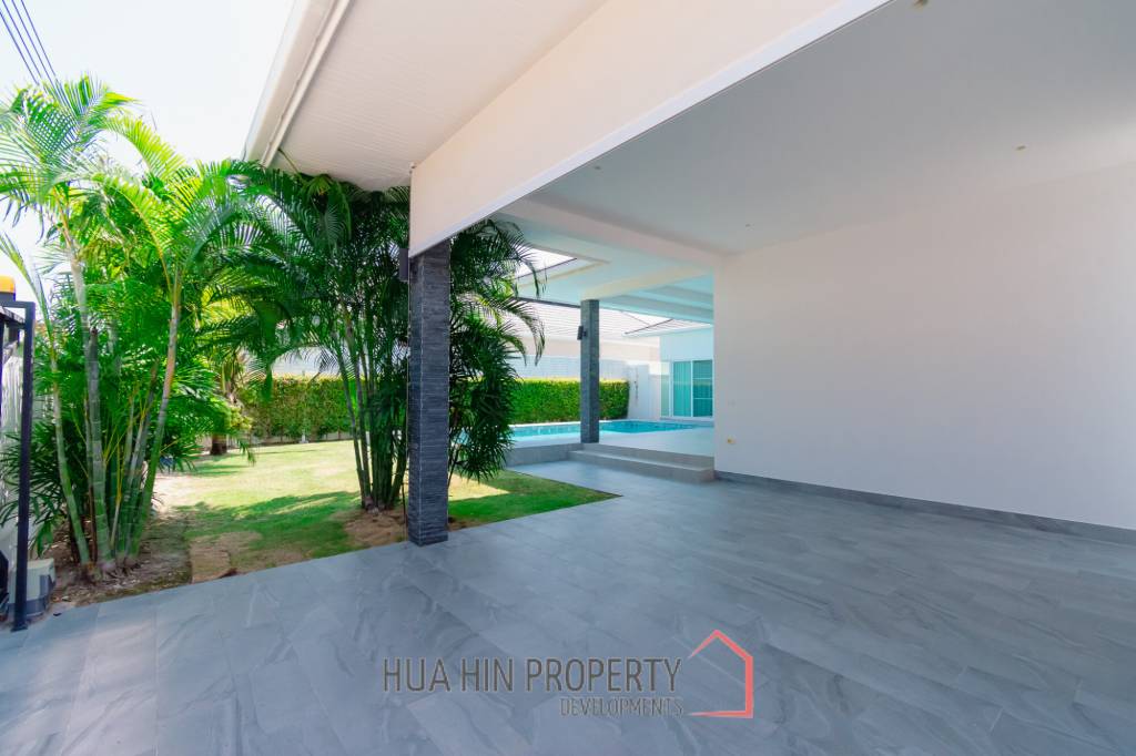 LUXURY MODERN POOL VILLA