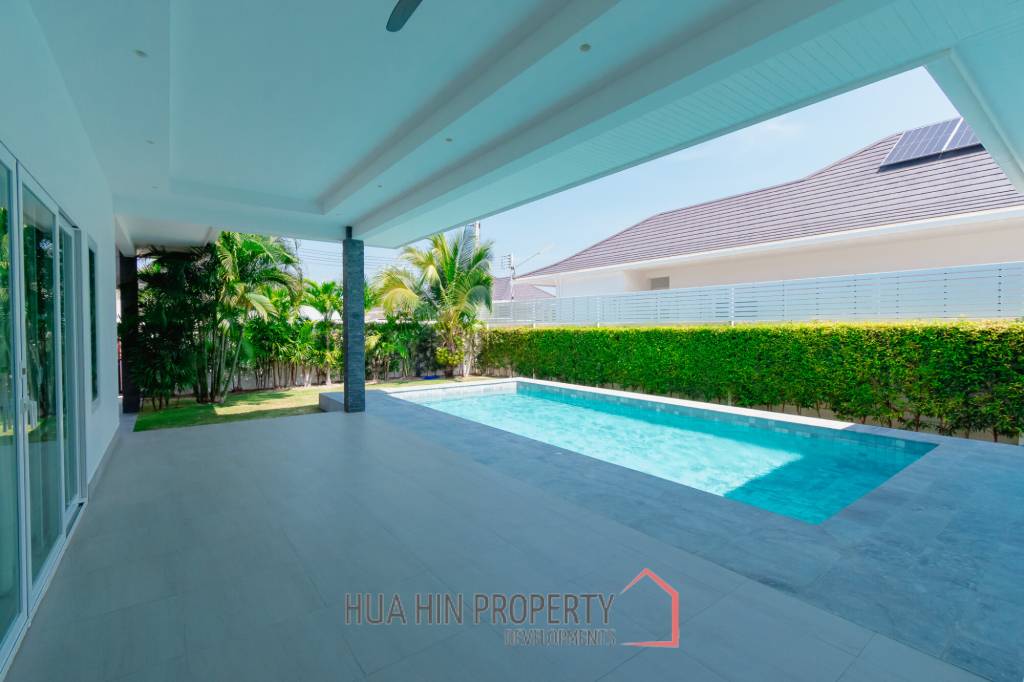 LUXURY MODERN POOL VILLA