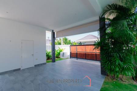 LUXURY MODERN POOL VILLA