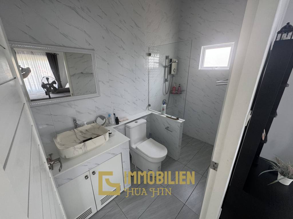 Eckhaus / 3 Schlafzimmer / KEINE Gemeinschaftskosten