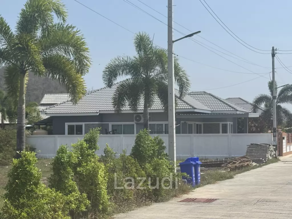 Stunning Freehold 3-Bedroom Corner House – Prime Hua Hin