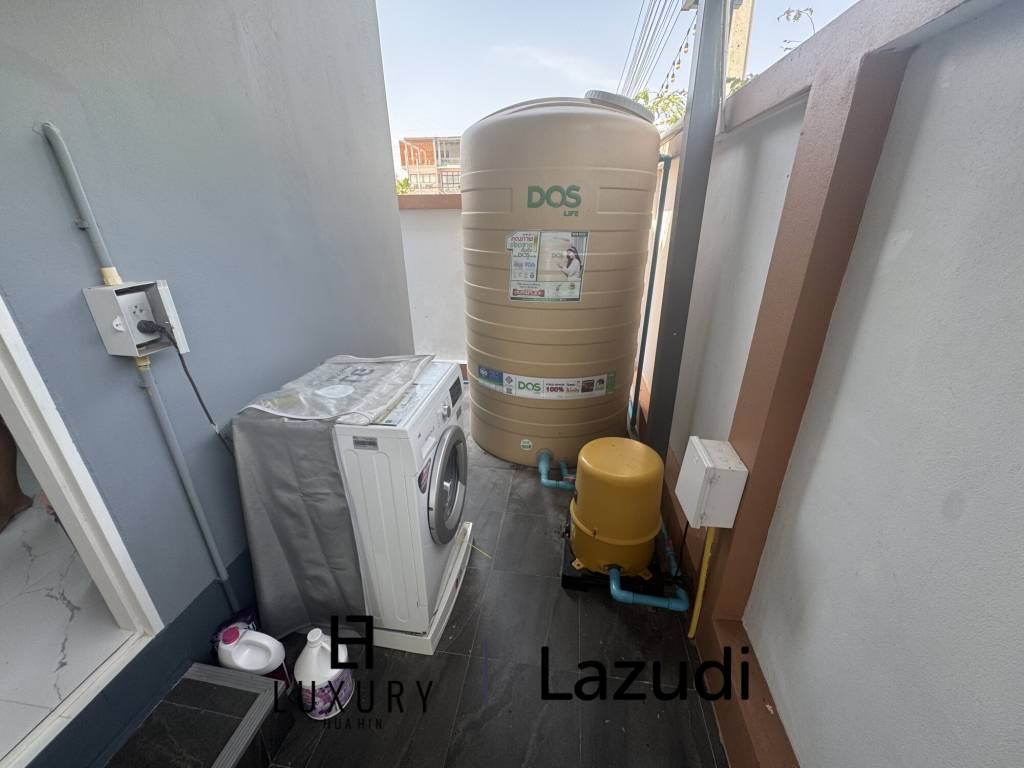 320 平方米 3 床 房子 对于 销售