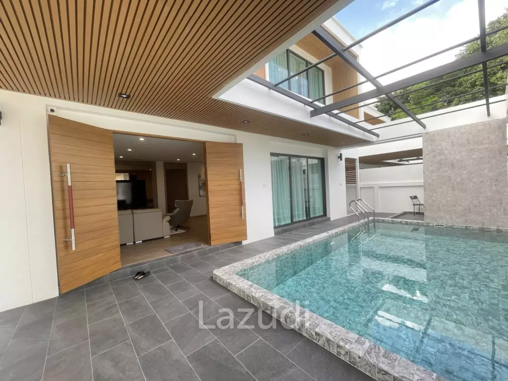 Exquisite 2-Story Modern Villa in Jomtien