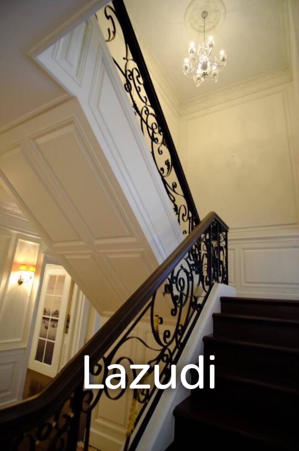 Exclusive 5-Bedroom Luxury Condo for Sale in Thong Lor, Bangkok