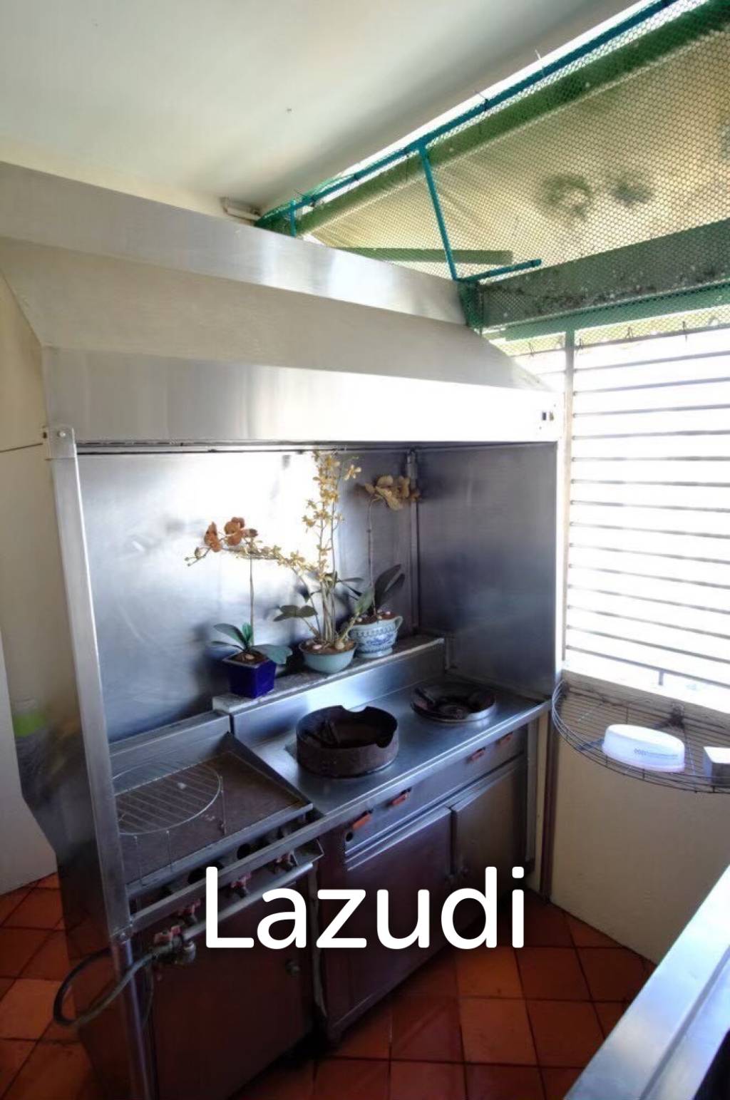 Exclusive 5-Bedroom Luxury Condo for Sale in Thong Lor, Bangkok