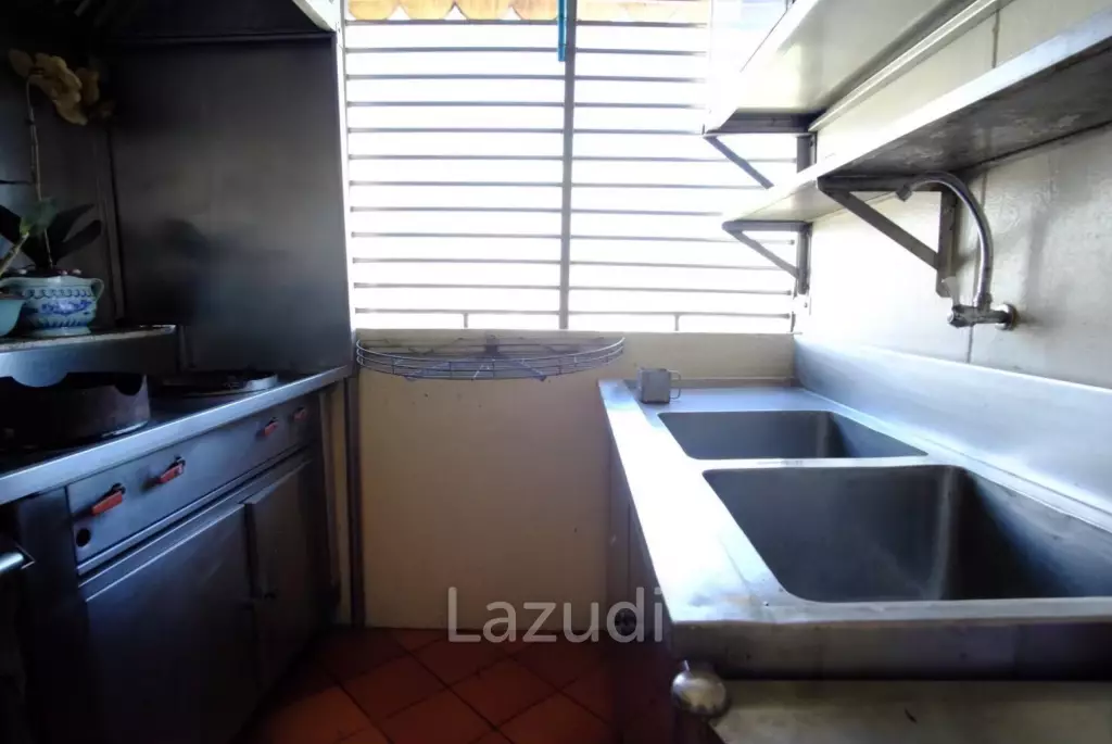 Exclusive 5-Bedroom Luxury Condo for Sale in Thong Lor, Bangkok