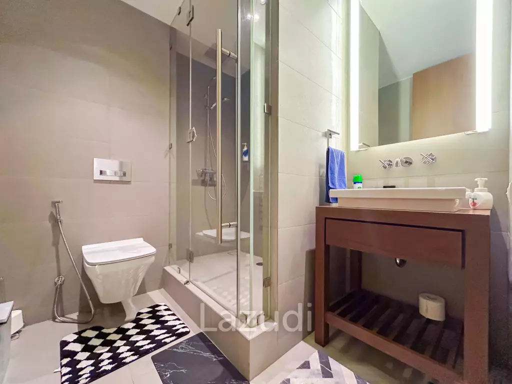 Exclusive 4-Bedroom Penthouse with Panoramic City Views in Phra Khanong