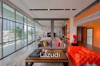 Exclusive 4-Bedroom Penthouse with Panoramic City Views in Phra Khanong