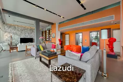 Exclusive 4-Bedroom Penthouse with Panoramic City Views in Phra Khanong