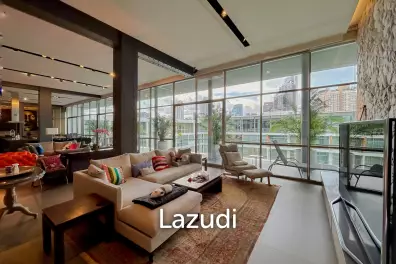 Exclusive 4-Bedroom Penthouse with Panoramic City Views in Phra Khanong