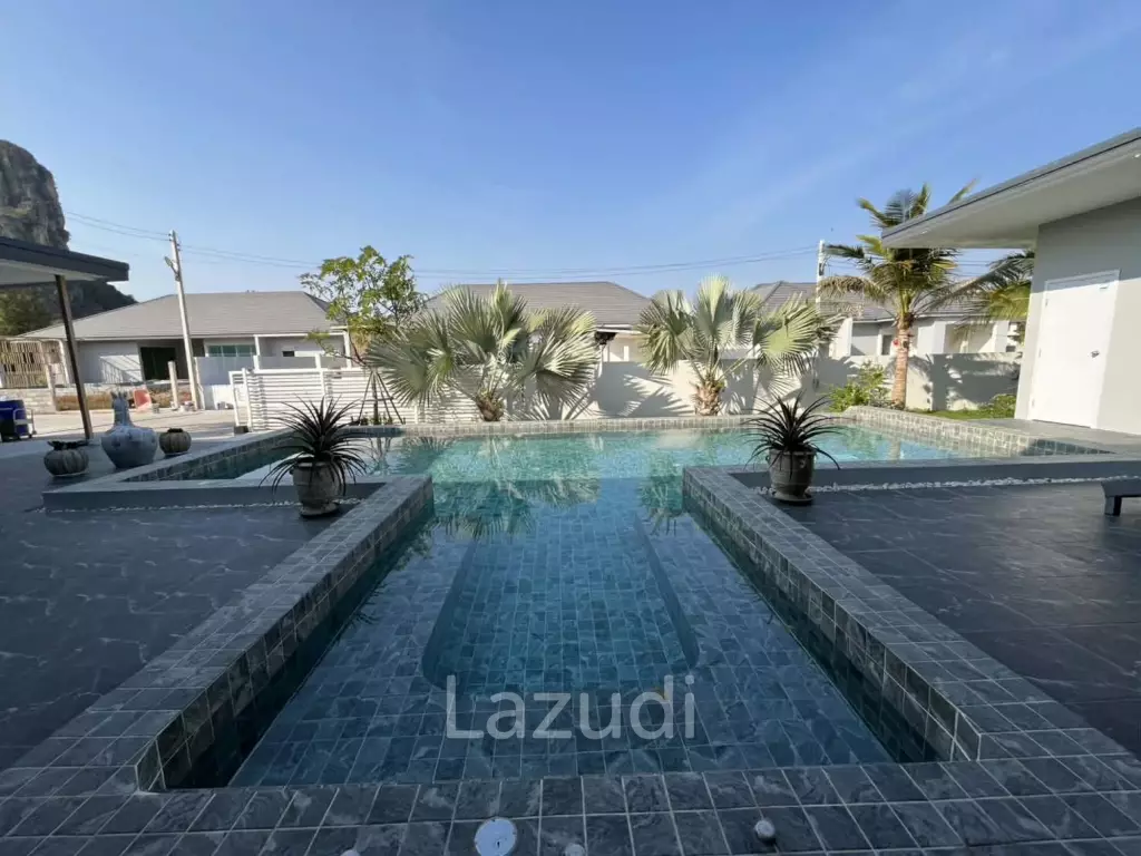 279 Sqm Luxury Pool Villa 3 bedroom 3 Bathroom  – Cha-am