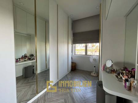 1000 qm Grundstück / 279 qm Wohnfläche / 3 Schlafzimmer + 3 Bäder