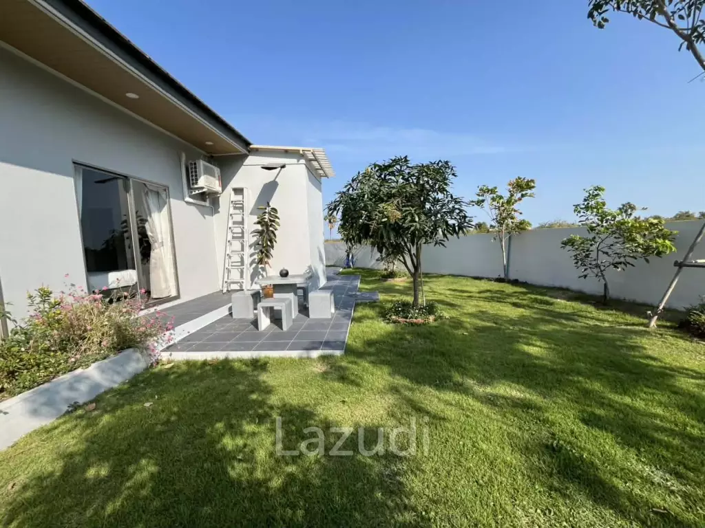 279 Sqm Luxury Pool Villa 3 bedroom 3 Bathroom  – Cha-am