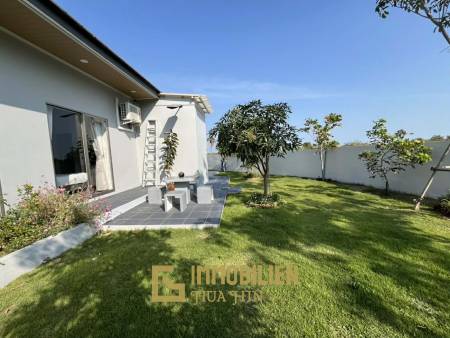 1000 qm Grundstück / 279 qm Wohnfläche / 3 Schlafzimmer + 3 Bäder