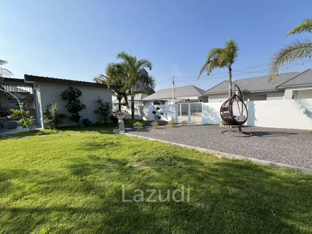 279 Sqm Luxury Pool Villa 3 bedroom 3 Bathroom  – Cha-am