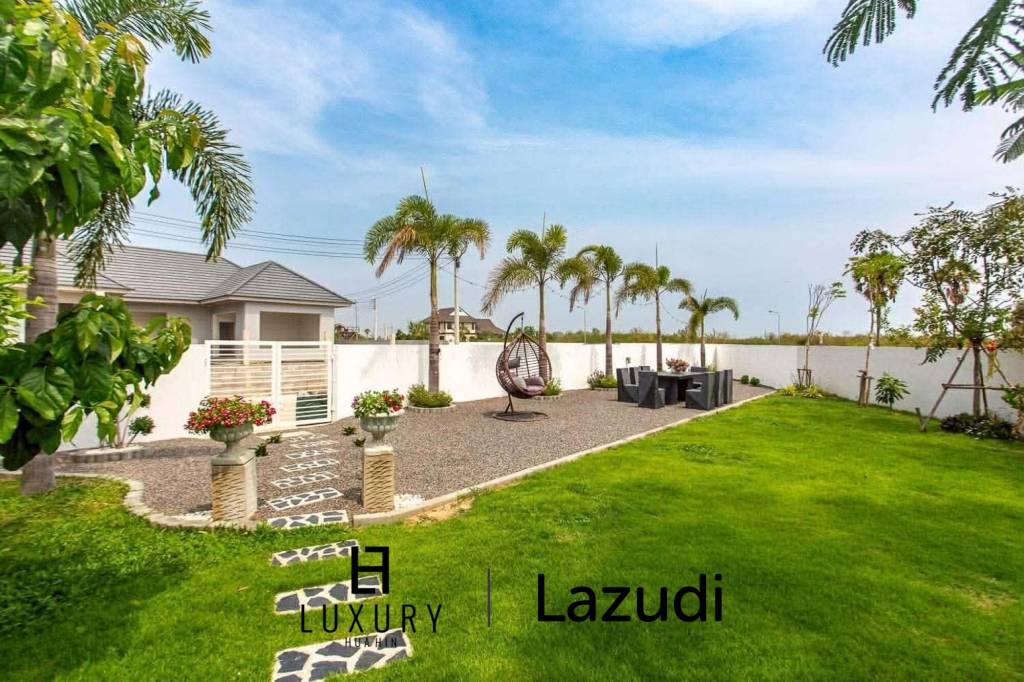 1,008 平方米 3 床 3 洗澡 别墅 对于 销售