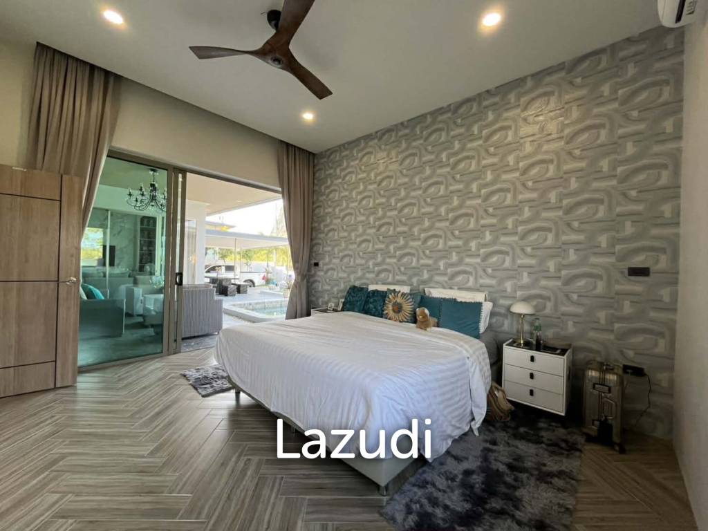 279 Sqm Luxury Pool Villa 3 bedroom 3 Bathroom  – Cha-am