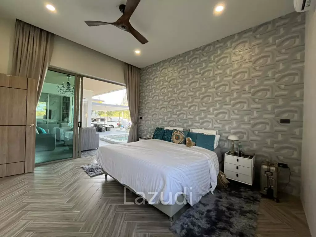 279 Sqm Luxury Pool Villa 3 bedroom 3 Bathroom  – Cha-am