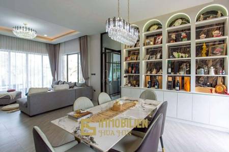 1000 qm Grundstück / 279 qm Wohnfläche / 3 Schlafzimmer + 3 Bäder