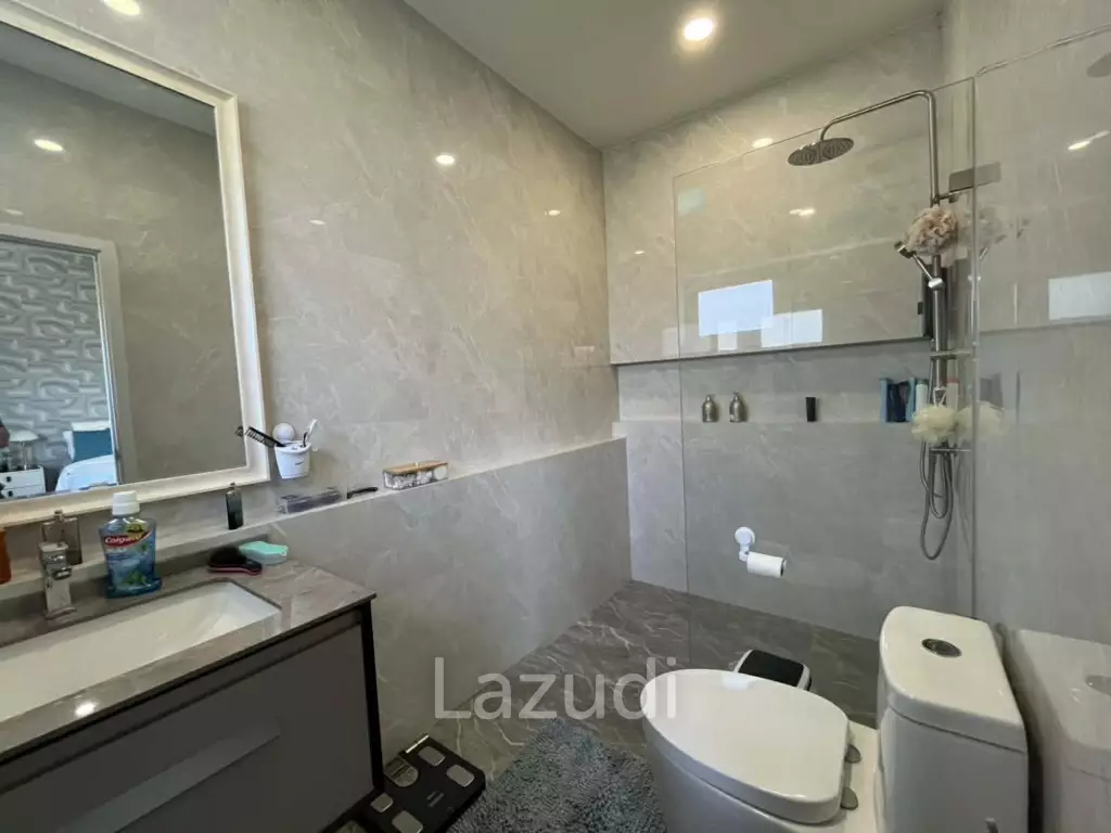 279 Sqm Luxury Pool Villa 3 bedroom 3 Bathroom  – Cha-am