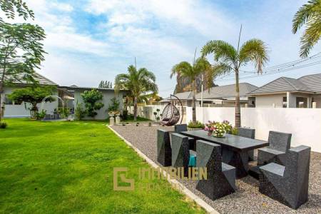 1000 qm Grundstück / 279 qm Wohnfläche / 3 Schlafzimmer + 3 Bäder