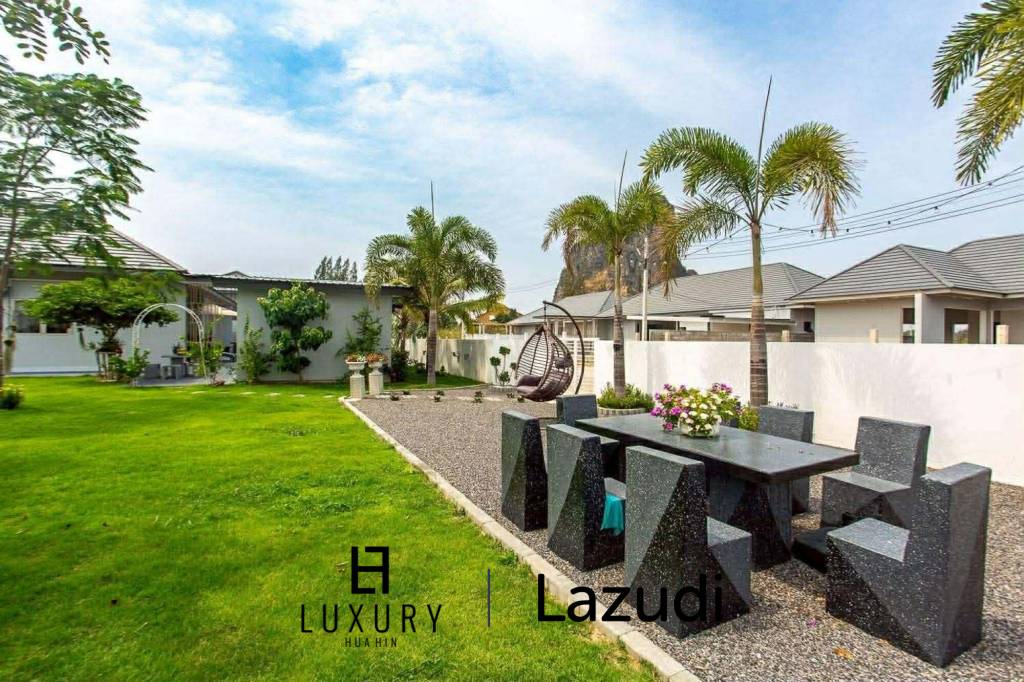 1,008 平方米 3 床 3 洗澡 别墅 对于 销售