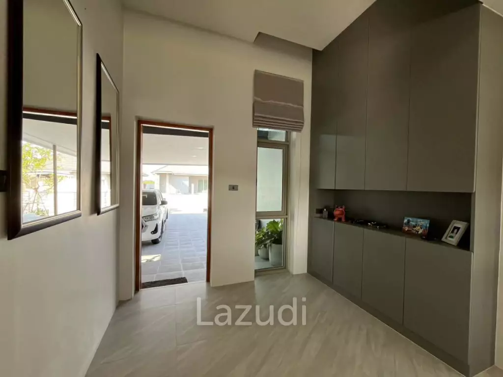 279 Sqm Luxury Pool Villa 3 bedroom 3 Bathroom  – Cha-am
