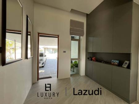 1,008 平方米 3 床 3 洗澡 别墅 对于 销售