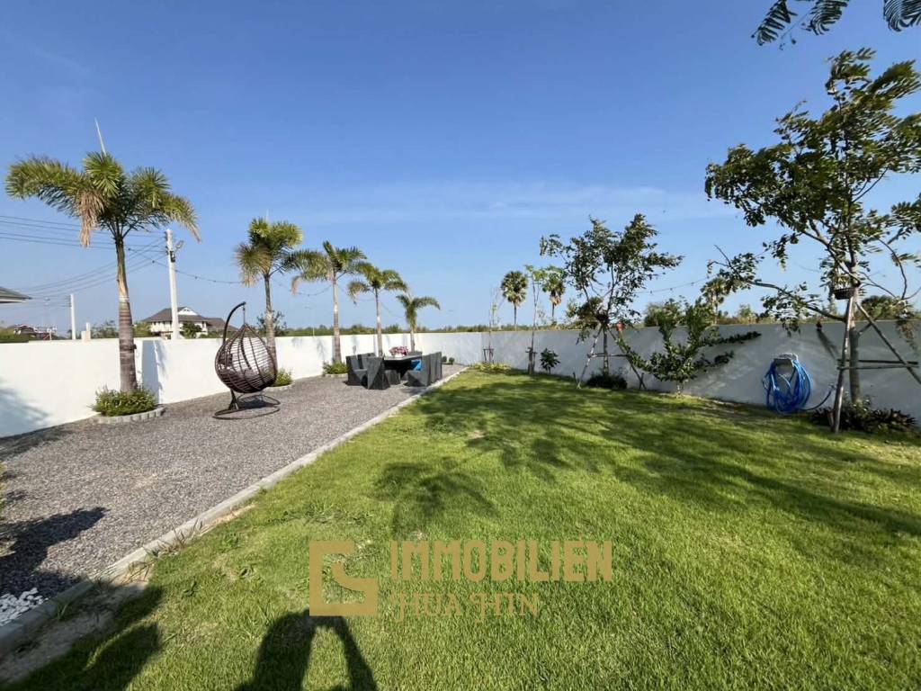 1000 qm Grundstück / 279 qm Wohnfläche / 3 Schlafzimmer + 3 Bäder